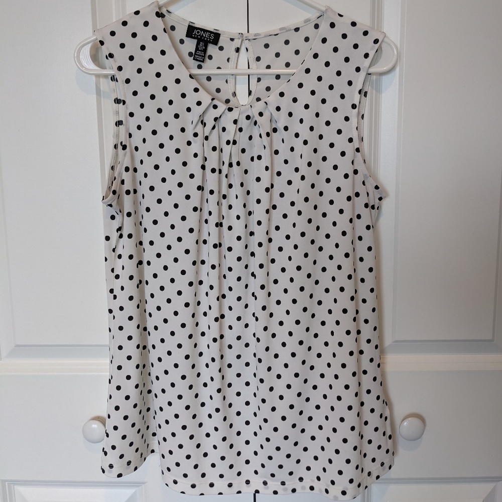 Polka Dot Sleeveless Blouse